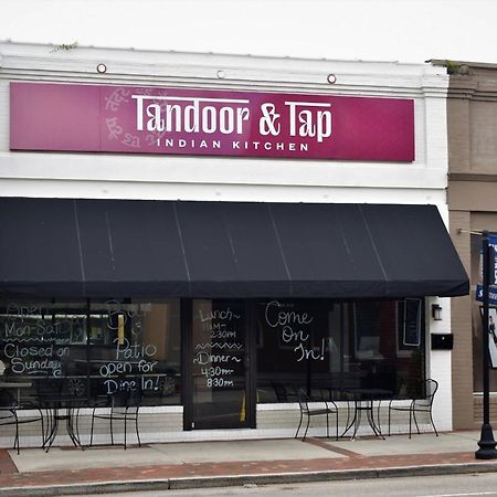 Eagle'S Landing Loft-Downtown Above Bull & Barrel Apartment Statesboro Exterior photo