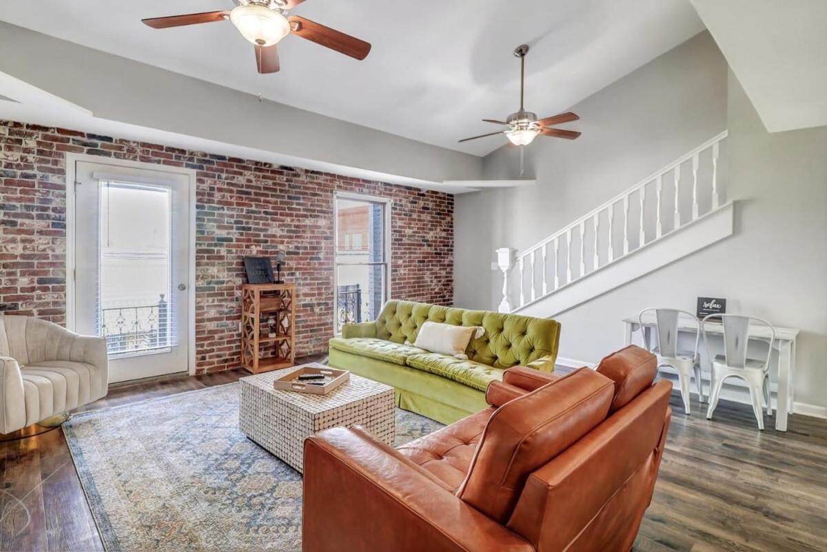 Eagle'S Landing Loft-Downtown Above Bull & Barrel Apartment Statesboro Exterior photo