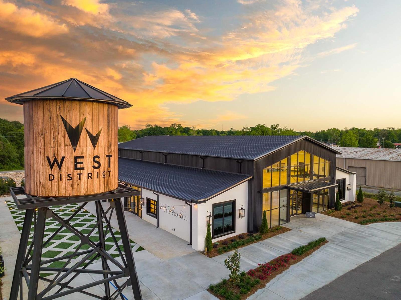 Eagle'S Landing Loft-Downtown Above Bull & Barrel Apartment Statesboro Exterior photo